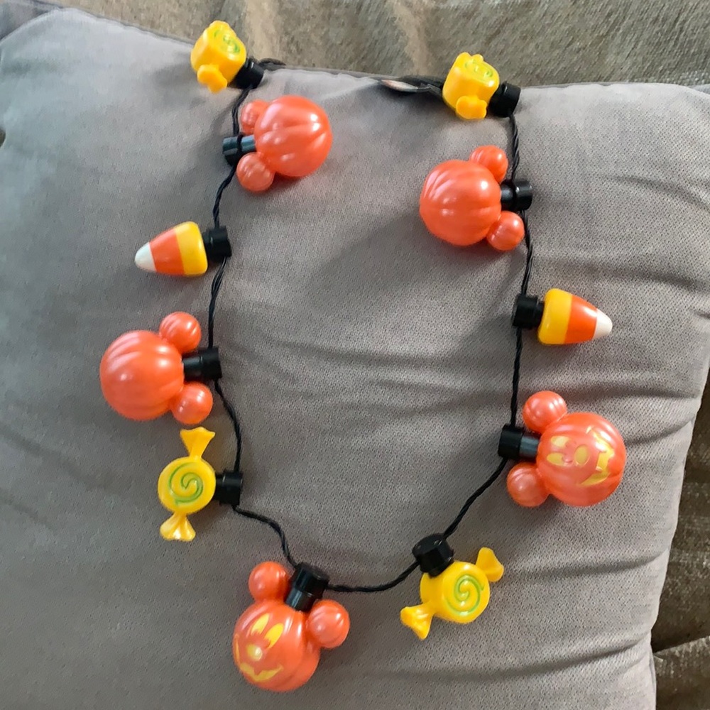 Disney Halloween Glow Necklace